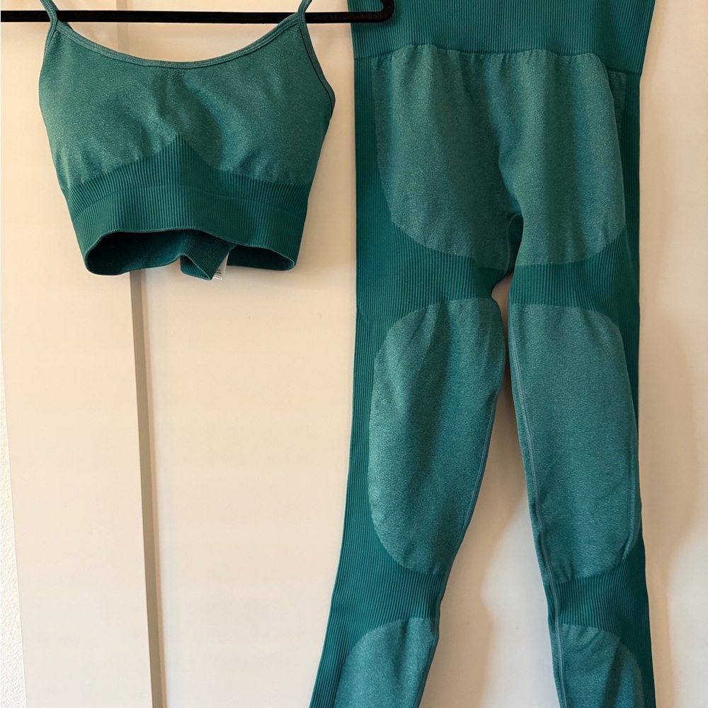Teal Women's Seamless 2-piece Workout Set